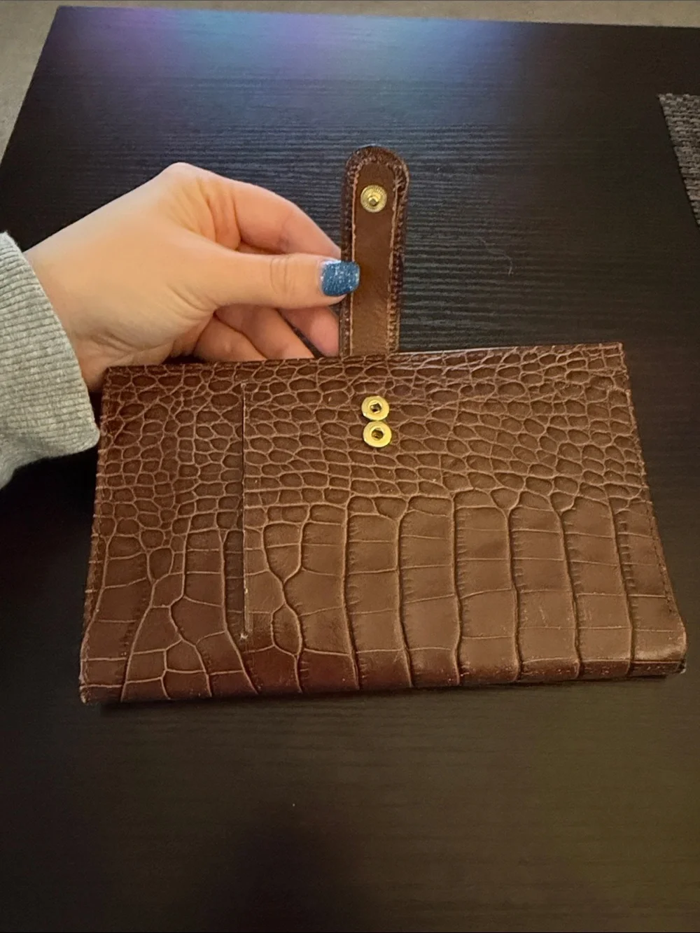 vintage-style faux crocodile embossed organizer wallet/